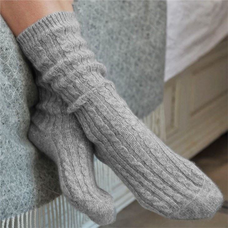 Pure Cashmere Cable Knit Bed Socks